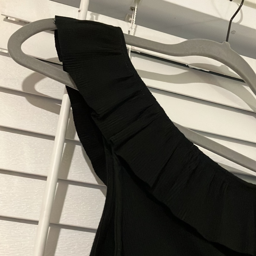 Black One Shoulder Ruffle Top - Picture 2 of 5